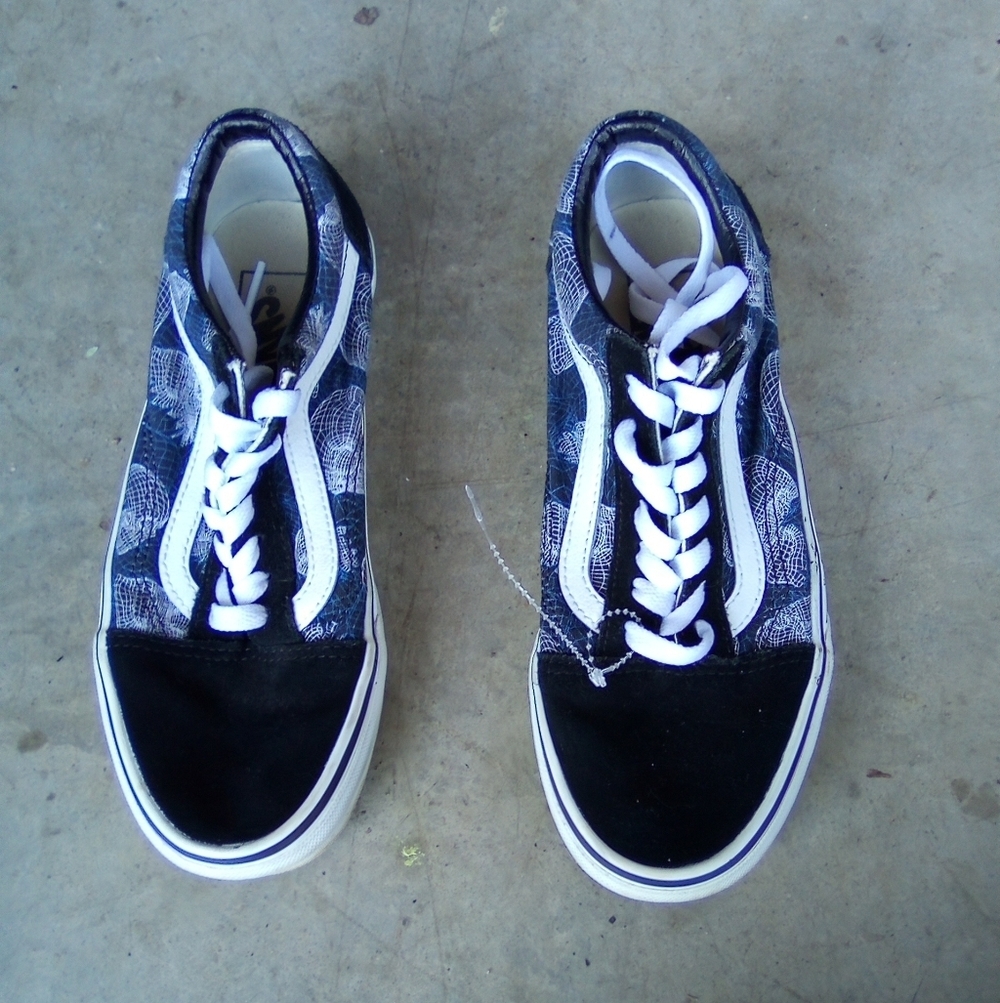 Vans Black , Blue and White Patterned Sneakers